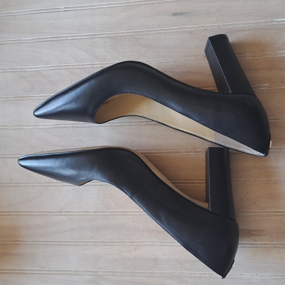 Ivanka Trump Itlysa Elegant Black Leather Block High Heel Pump Classy Pointy Toe - Picture 1 of 12